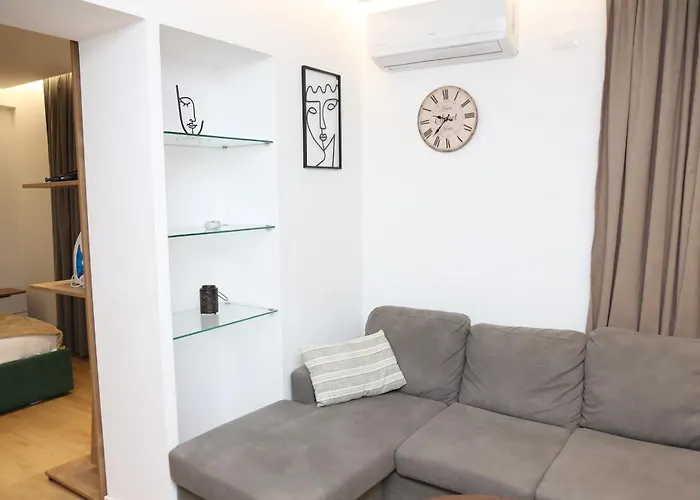 Orchide Apartaments Mine Peza
