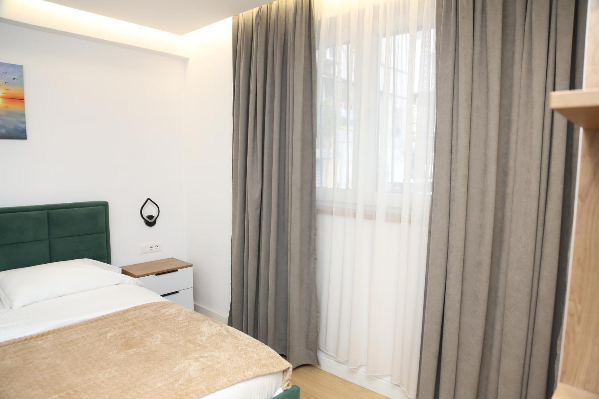 Orchide Mine Peza Apartment *