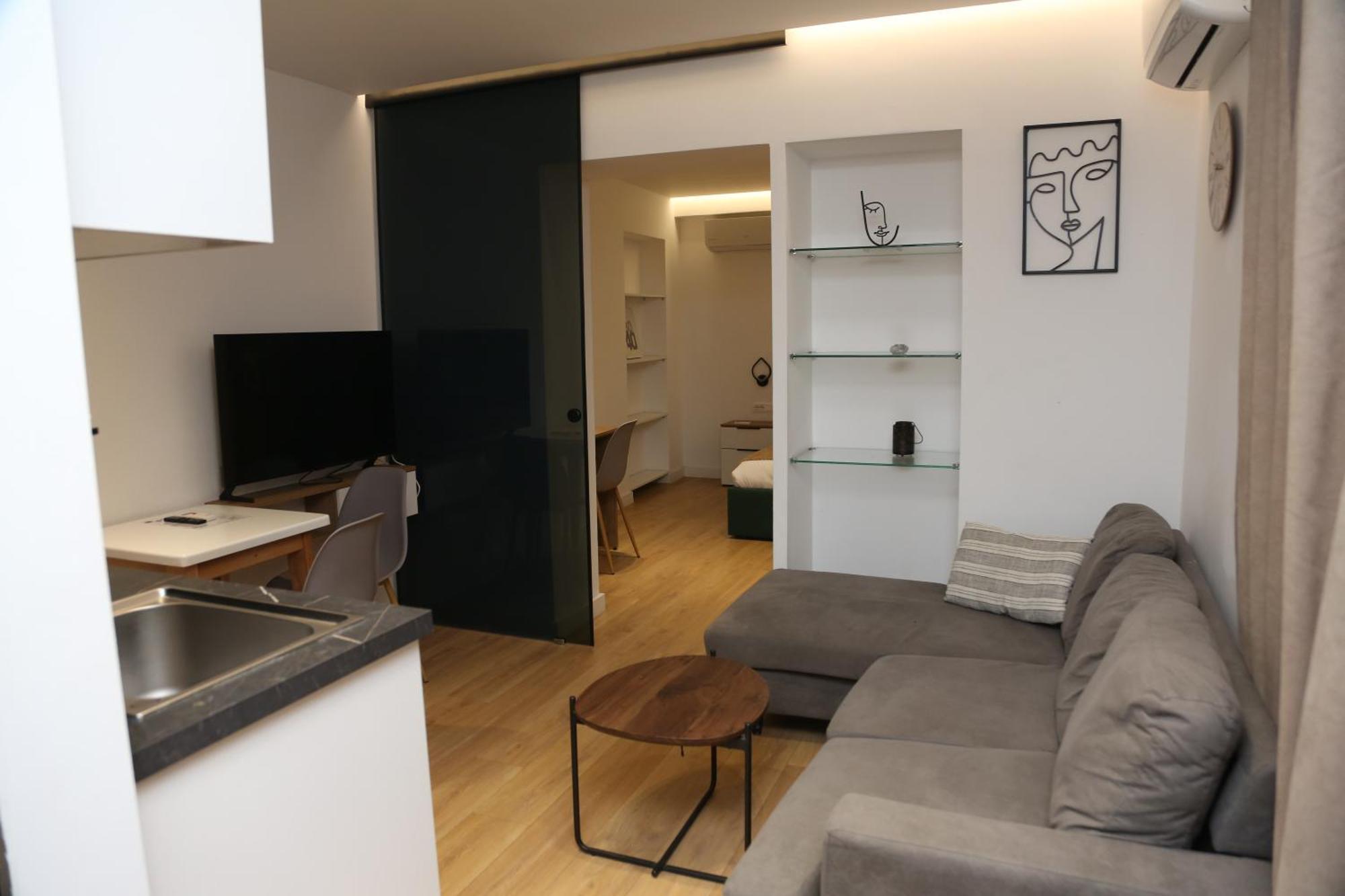 Apartment Orchide Mine Peza Tirana
